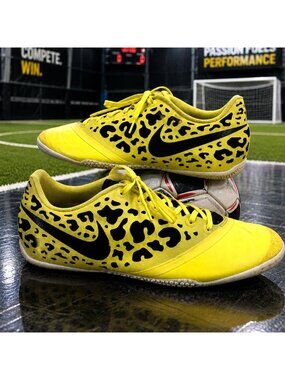 Nike Mens 11.5 Elastico PRO ll Indoor Soccer Shoes 580455-701 Yellow Black RARE